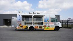 la plaza food truck custom built by jrs